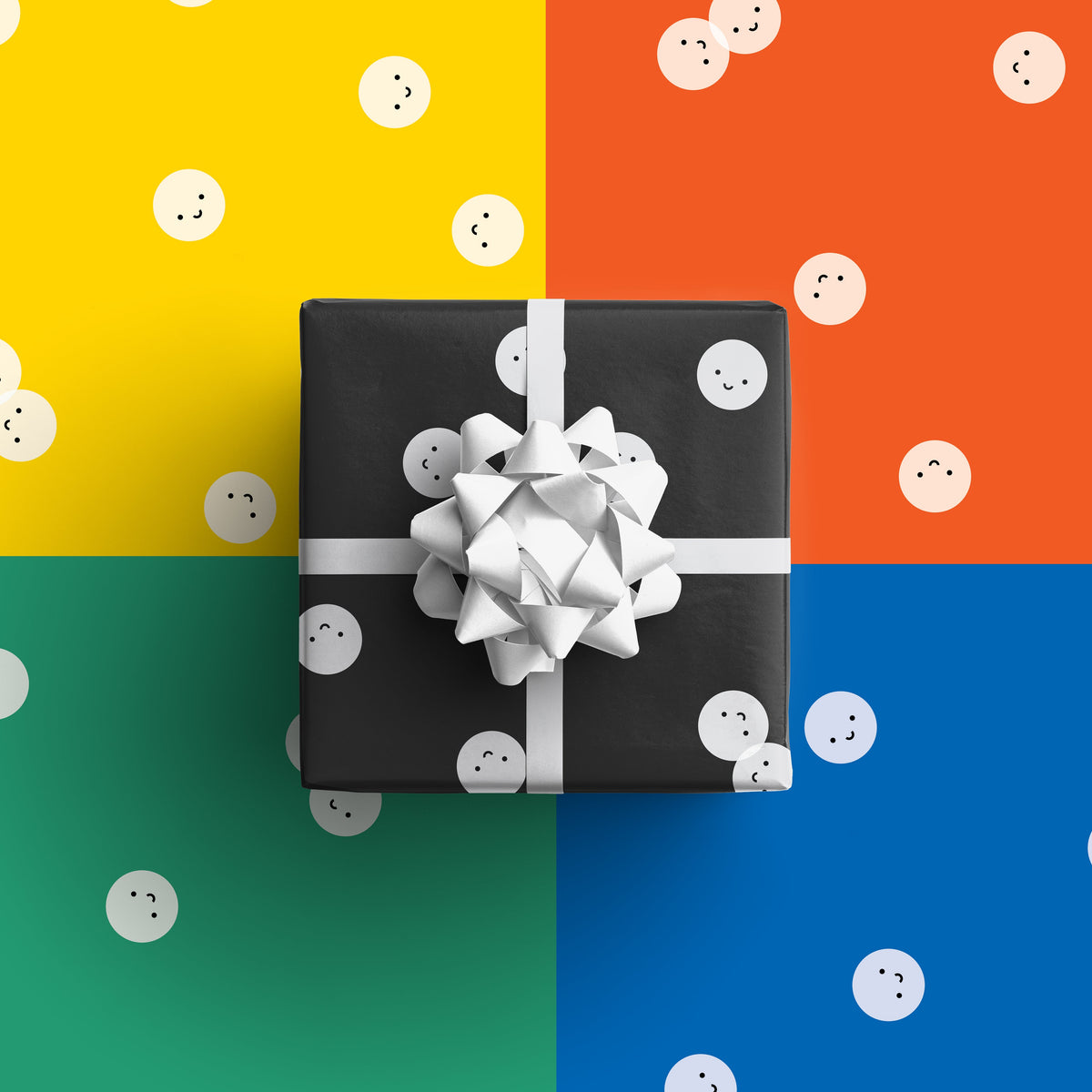 Smiley Faces Gift Wrap Set – 5 Sheets
